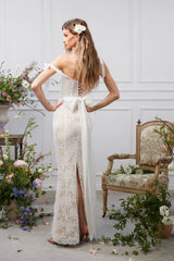 The Romanza Dress in White Chantilly Lace