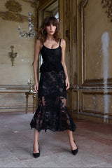 The Vinetta Set in Black Chantilly Lace